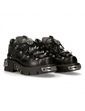 ZAPATOS GOTICOS DE PIEL NEGROS CON PINCHOS
